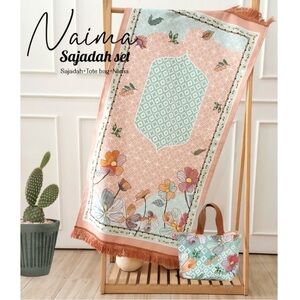 Floral Prayer Mat and Tote Set